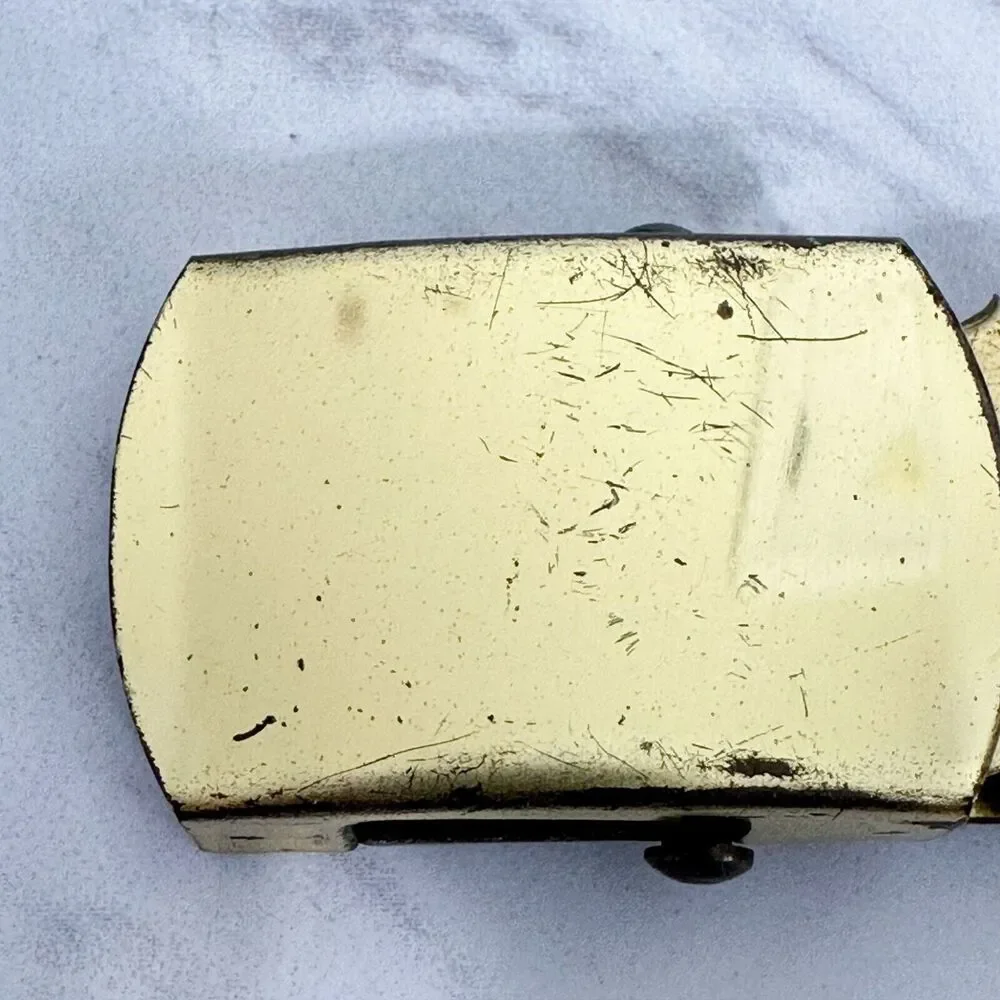 Unbranded gold tone